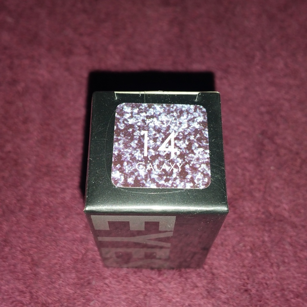 Focallure Eyeshadow Loose Pigment - 14 Galaxy - Picture 2 of 4